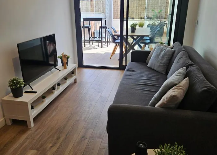 1 Chambre, Grande Terrasse, Jacuzzi Prive Apartment